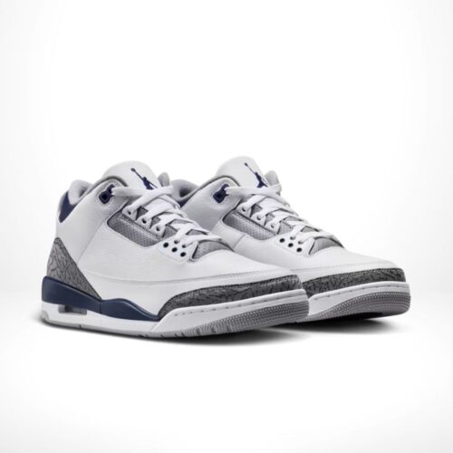 Angle view of Air Jordan 3