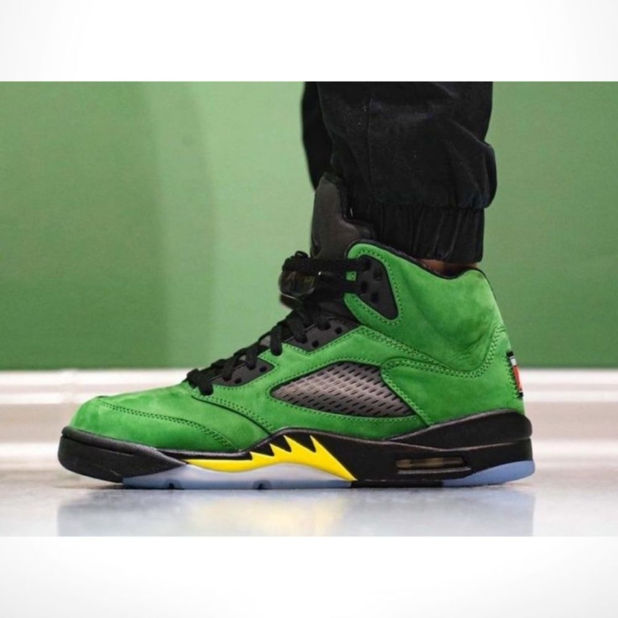 Real lifestyle image of Air Jordan 5