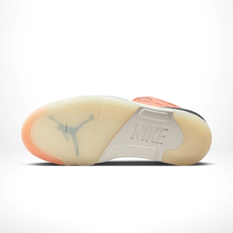 Bottom sole of Air Jordan 5