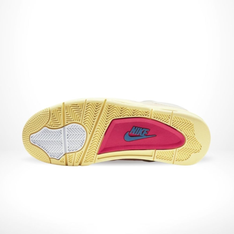 Bottom sole of Air Jordan 4