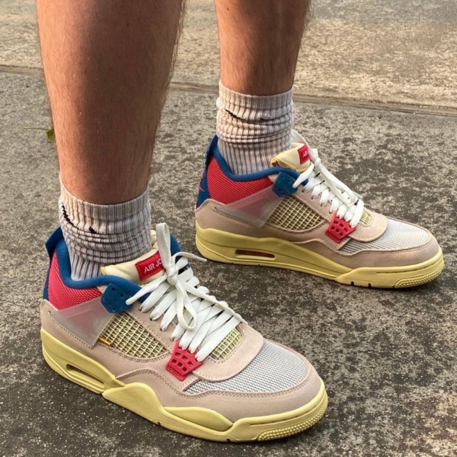Real lifestyle image of Air Jordan 4