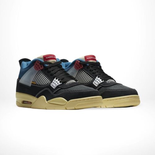 Angle view of Air Jordan 4