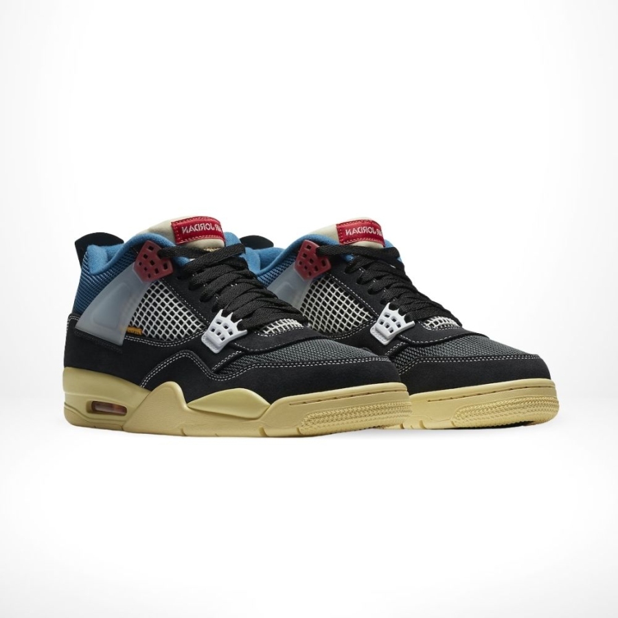 Angle view of Air Jordan 4