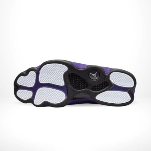 Bottom sole of Air Jordan 13