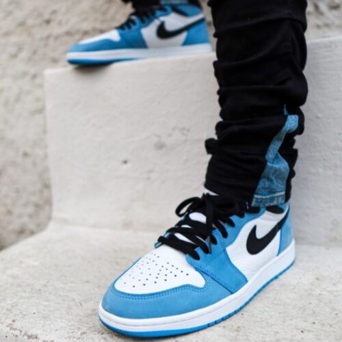 Real lifestyle image of Air Jordan 1