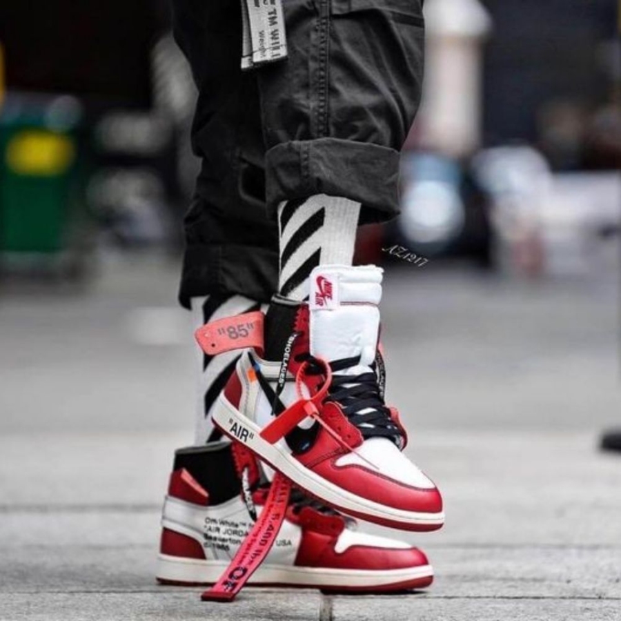 Real lifestyle image of Air Jordan 1