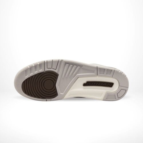 Bottom sole of Air Jordan 3