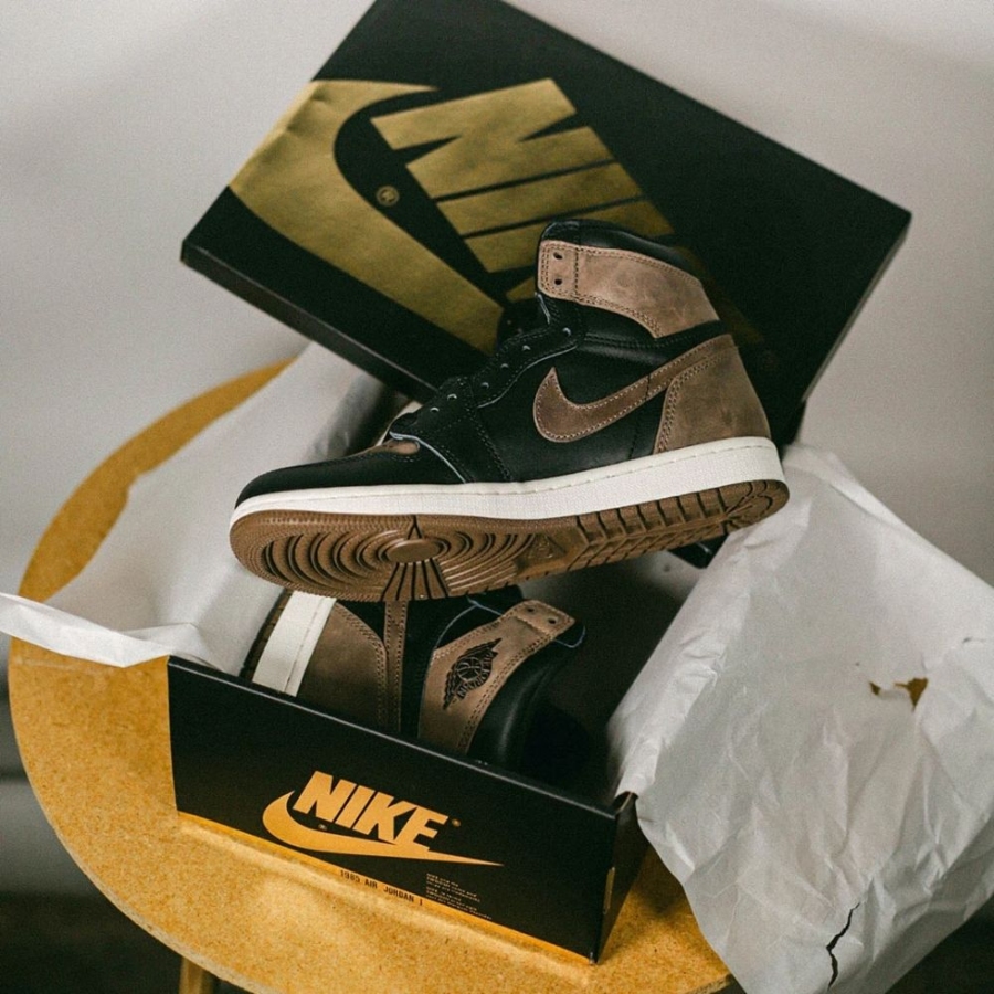 Real lifestyle image of Air Jordan 1