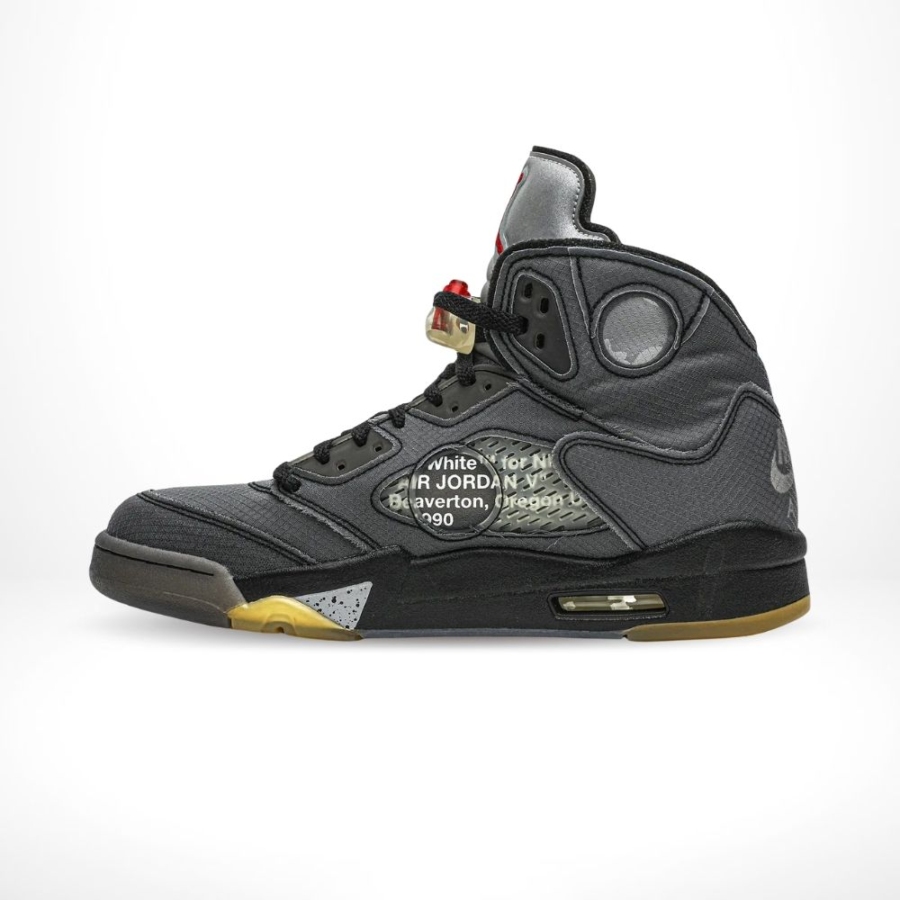 Medial side view of the Air Jordan 5