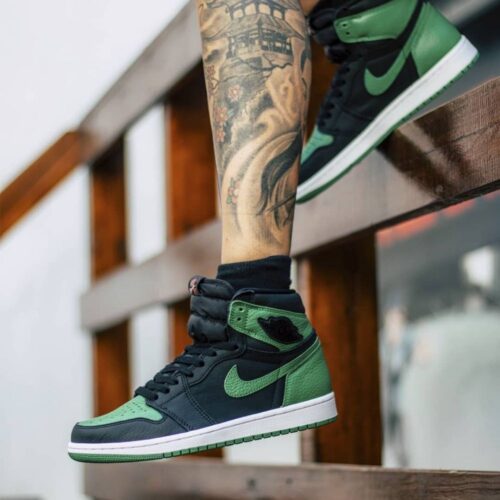 Real lifestyle image of Air Jordan 1