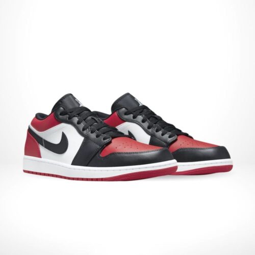 Angle view of Air Jordan 1