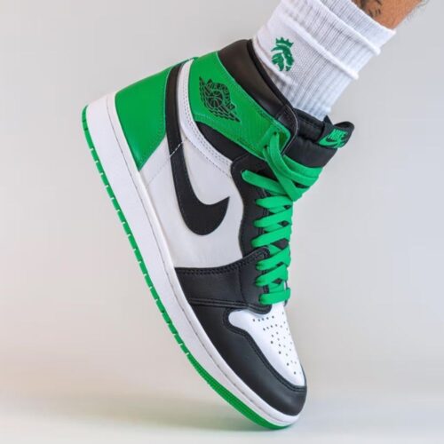 Real lifestyle image of Air Jordan 1