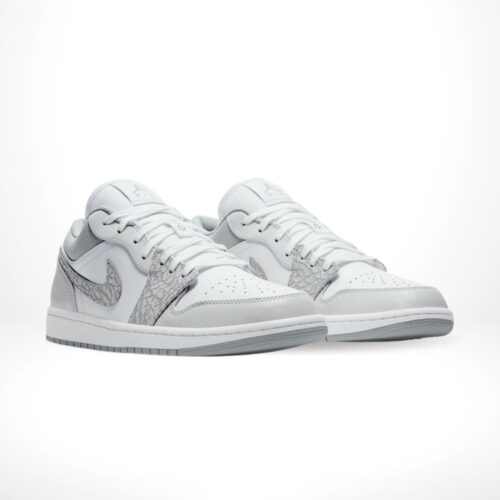 Angle view of Air Jordan 1