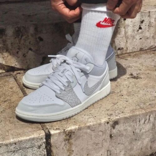 Real lifestyle image of Air Jordan 1