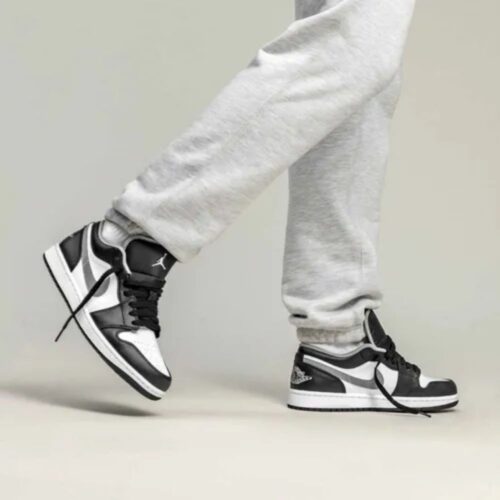 Real lifestyle image of Air Jordan 1