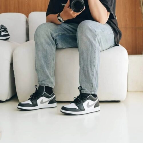 Real lifestyle image of Air Jordan 1