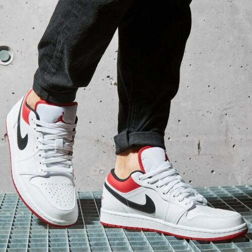 Real lifestyle image of Air Jordan 1
