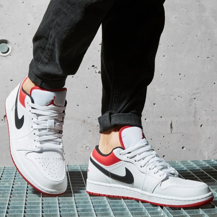 Real lifestyle image of Air Jordan 1