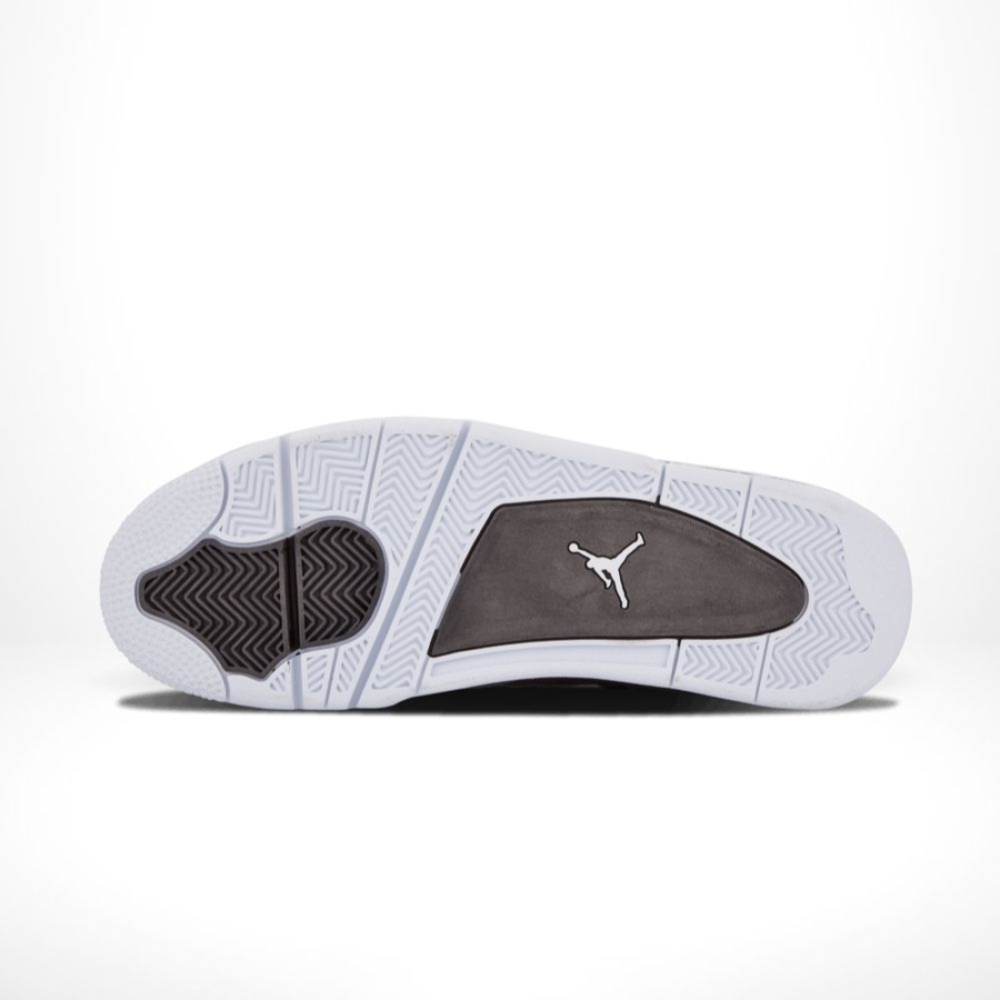 Bottom sole of Air Jordan 4