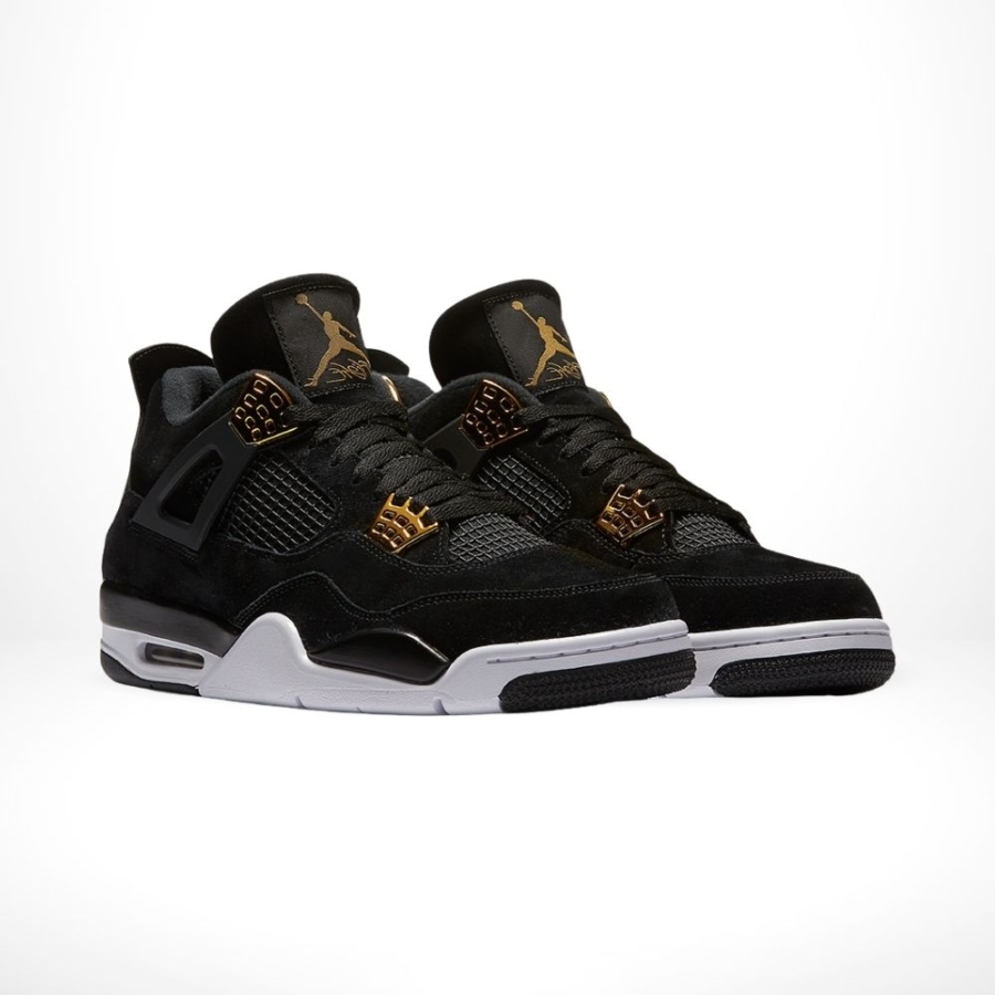 Angle view of Air Jordan 4