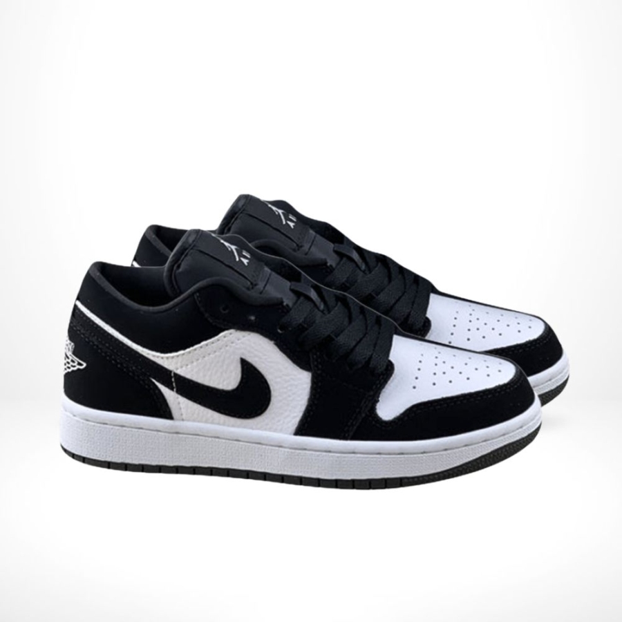 Angle view of Air Jordan 1
