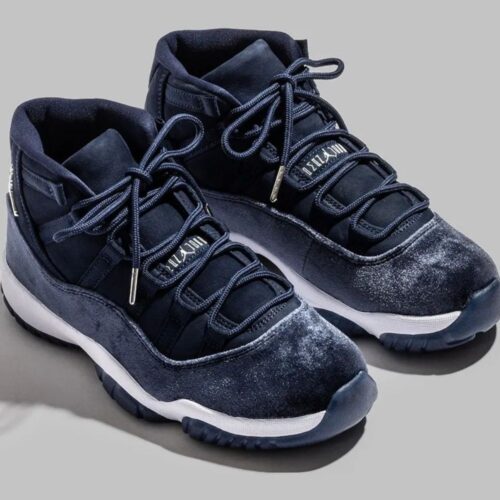 Real lifestyle image of Air Jordan 11