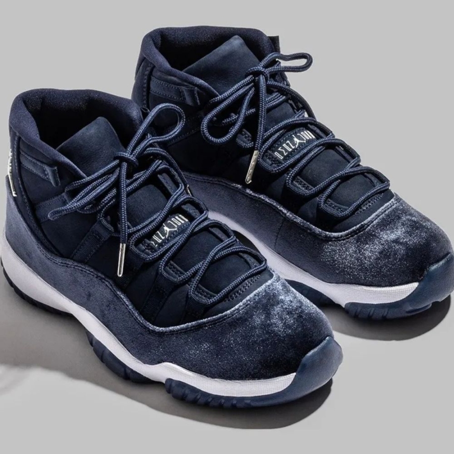 Real lifestyle image of Air Jordan 11