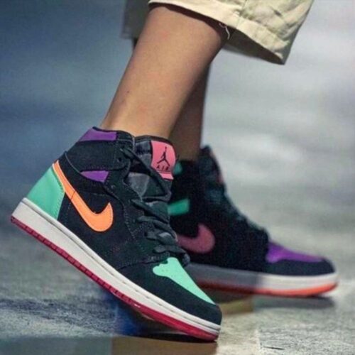 Real lifestyle image of Air Jordan 1