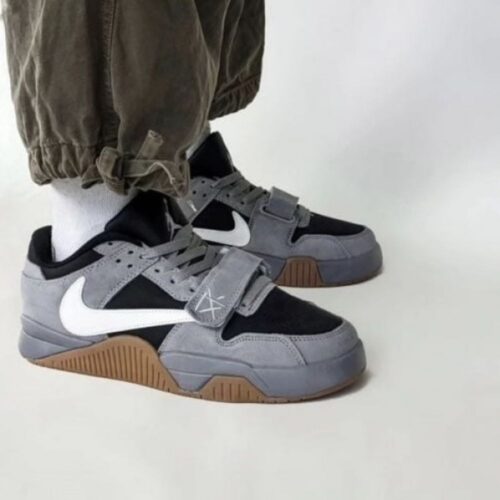 Real lifestyle image of Air Jordan 1