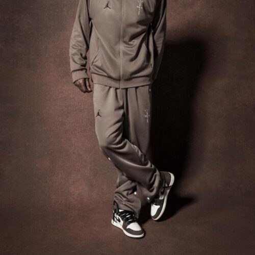 Real lifestyle image of Air Jordan 1