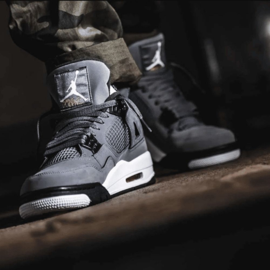 Side profile of Air Jordan 4