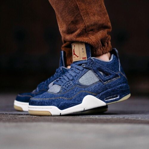 Real lifestyle image of Air Jordan 4