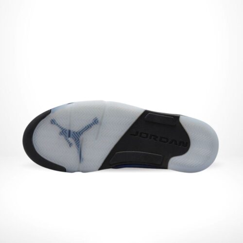Bottom sole of Air Jordan 5