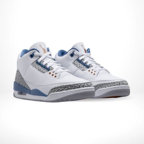 Angle view of Air Jordan 3