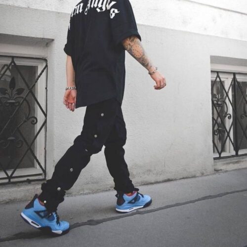 Real lifestyle image of Air Jordan 4