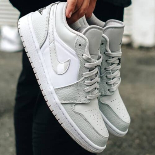 Real lifestyle image of Air Jordan 1
