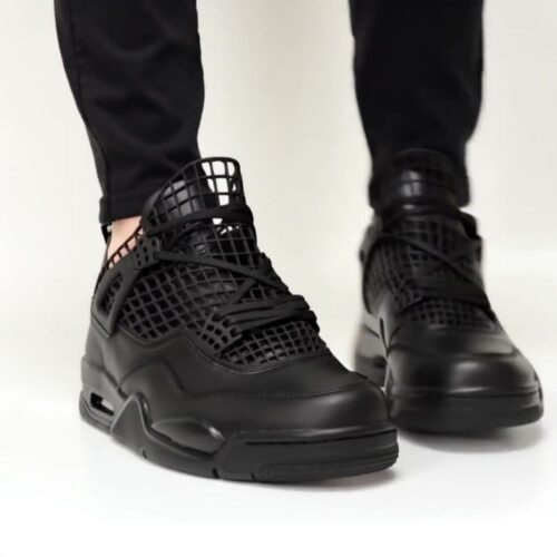 Real lifestyle image of Air Jordan 4