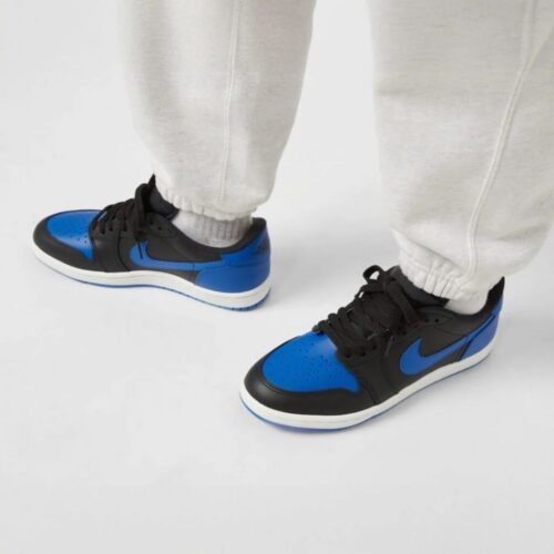 Real lifestyle image of Air Jordan 1