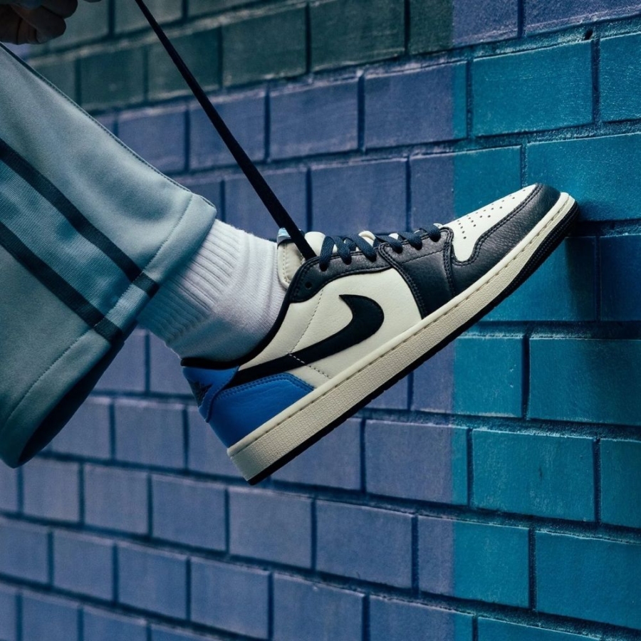 Real lifestyle image of Air Jordan 1