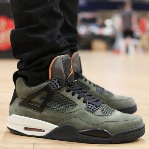 Real lifestyle image of Air Jordan 4