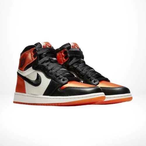 Angle view of Air Jordan 1
