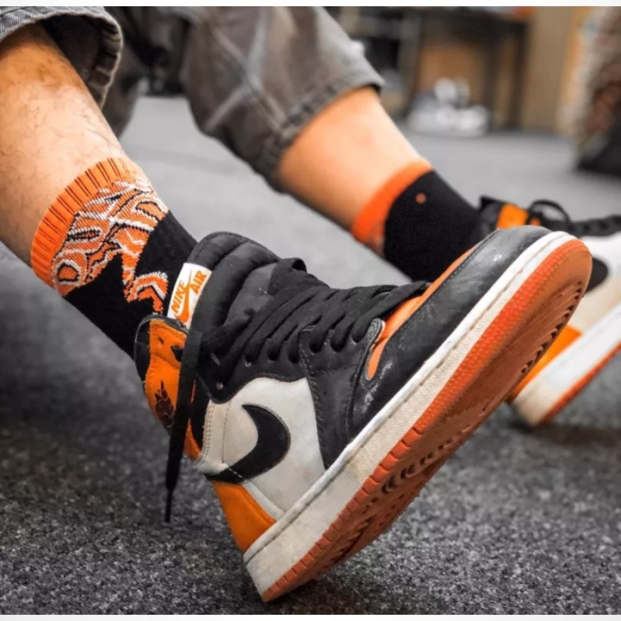 Real lifestyle image of Air Jordan 1