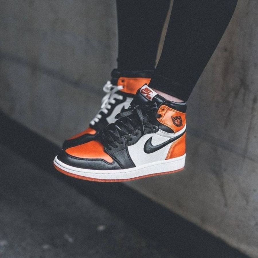 Real lifestyle image of Air Jordan 1