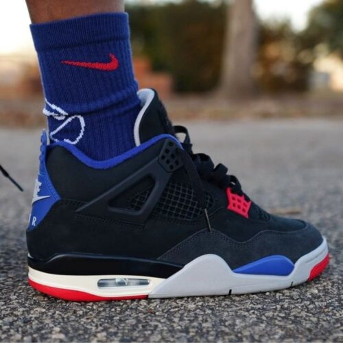Real lifestyle image of Air Jordan 4