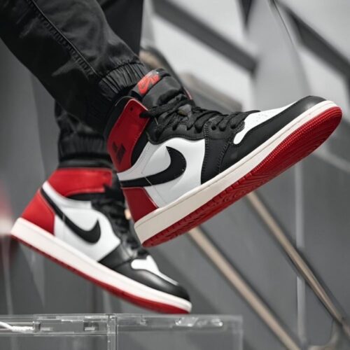 Real lifestyle image of Air Jordan 1