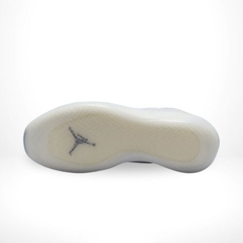 Bottom sole of Air Jordan 39