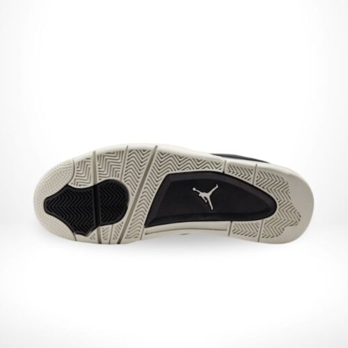 Bottom sole of Air Jordan 4