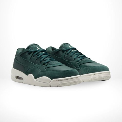 Angle view of Air Jordan 4