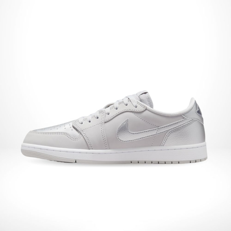 Side profile of Air Jordan 1