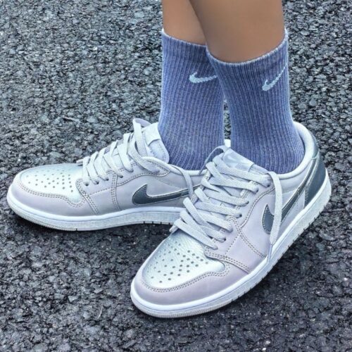 Real lifestyle image of Air Jordan 1